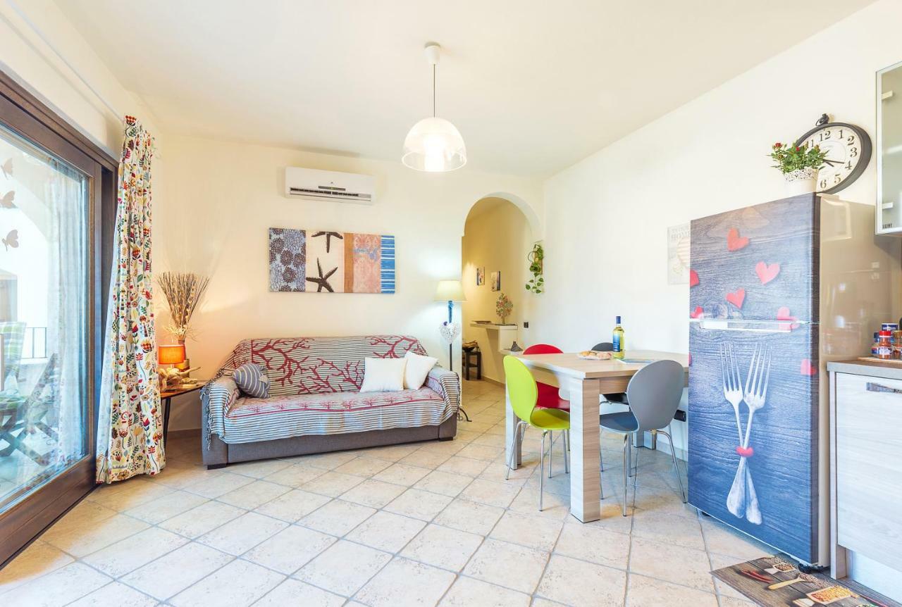 Casa Vacanze Pedras サンタ・マリア・ナヴァーリス エクステリア 写真